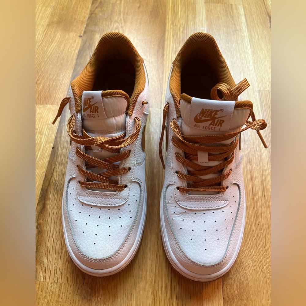 Nike Air - Air Force 1 - Youth Sneakers in Brown / White size 7